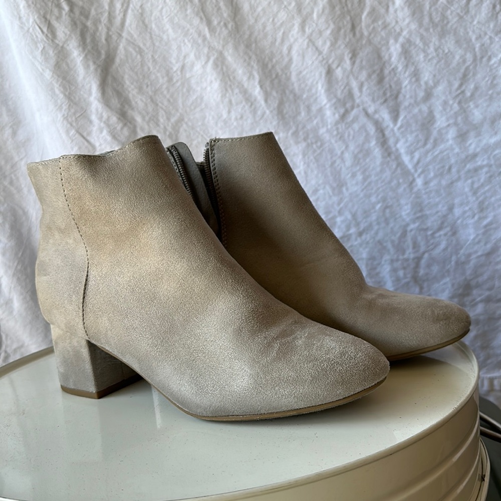 Grey booties